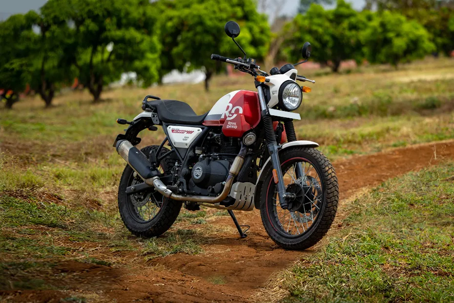 Royal Enfield Scram 411 White Flame and Silver Spirit image